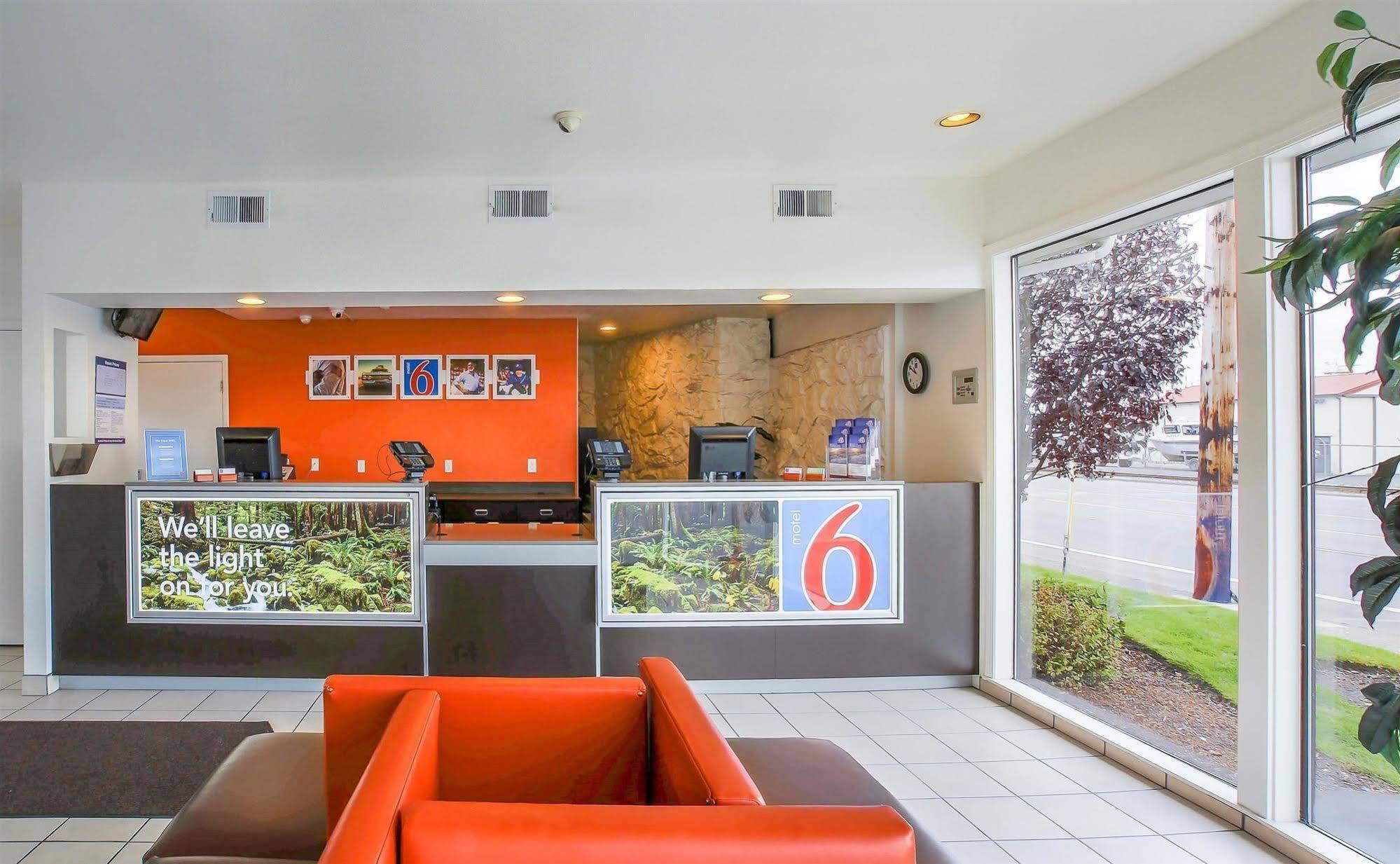 Motel 6-Coos Bay, Or Exteriér fotografie